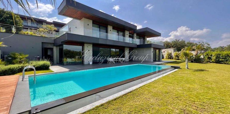 5+1 Villa i Bodrum, Mugla, Turkiet Nr. 186962