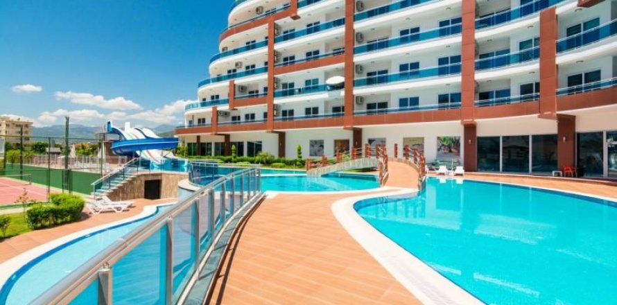 Apartment in Mahmutlar, Antalya, Turkey No. 161600
