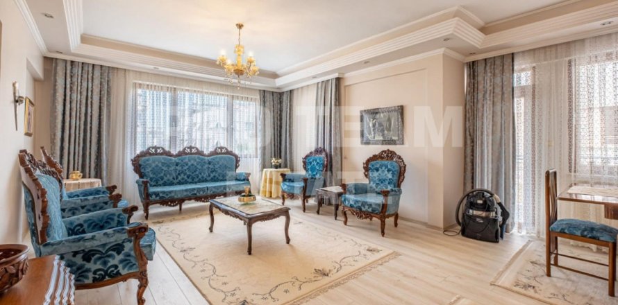 Apartment in Muratpasa, Antalya, Turkey No. 182418
