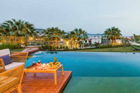 5+1 Villa i Bodrum, Mugla, Tyrkia Nr. 44474 - 12