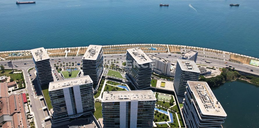 4+1 Lejlighed  i Istanbul, Tyrkiet Nr. 165956