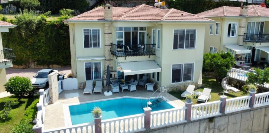 Villa i Kargicak, Alanya, Antalya, Tyrkia Nr. 165490