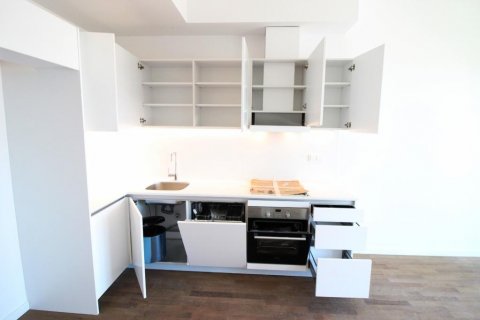 Продажа квартиры  в Стамбуле, Турция 2 комн., 50м2, №186528 – фото 16