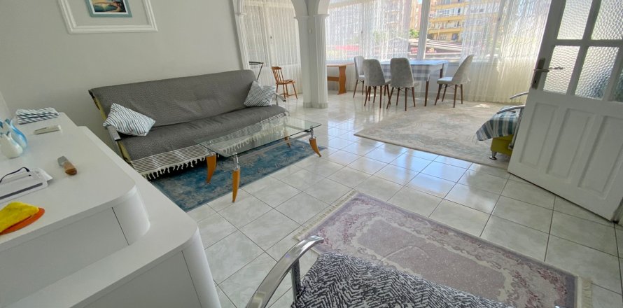 2+1 Apartment in Alanya, Antalya, Turkey No. 179847