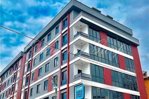 Продажа квартиры  в Стамбуле, Турция 2 комн., 70м2, №179128 – фото 2