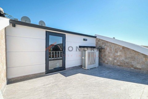 Villa 4+1 Antalya, Türkiye №193073 - 12