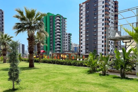 2+1 Lägenhet i Mersin, Turkiet Nr. 181604