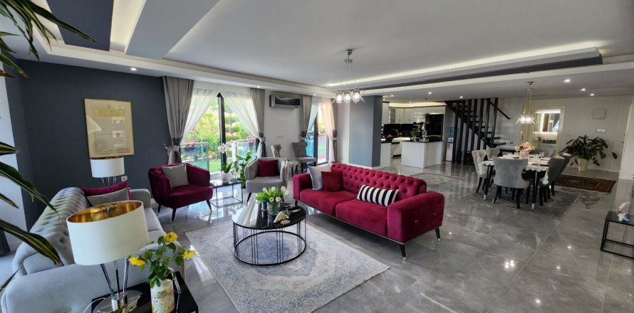 3+1 Lejlighed  i Alanya, Antalya, Tyrkiet Nr. 172456