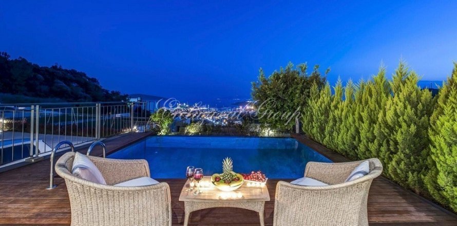 3+1 Villa  i Bodrum, Mugla, Tyrkiet Nr. 179063