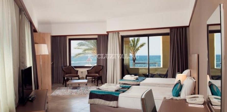هتل در Bodrum ، ترکیه 35038 متر مربع. شماره 178926