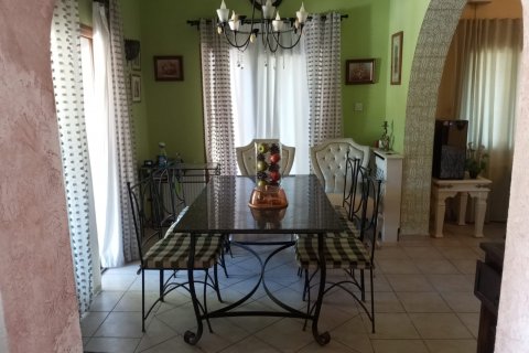 Продажа виллы  в Алсанджаке, Гирне, Северный Кипр 4 комн., 220м2, №210987 – фото 3