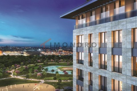 2+1 Apartment  in Zeytinburnu, Istanbul, Turkey No. 177861