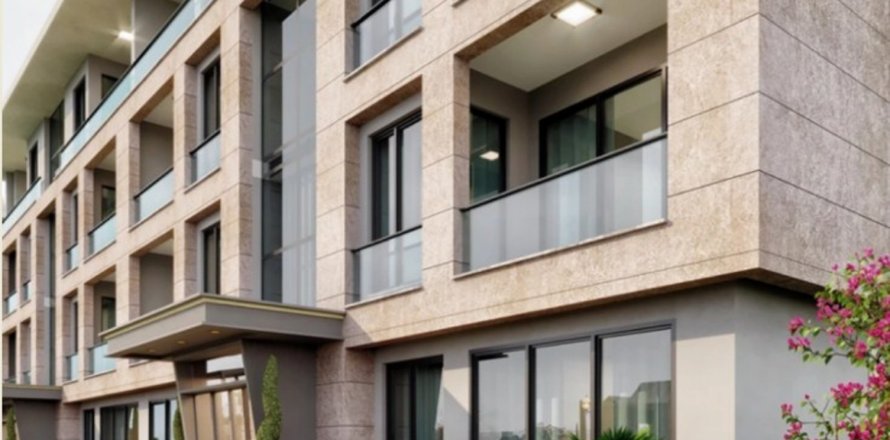 5+2 Apartment  in Istanbul, Turkey No. 172128