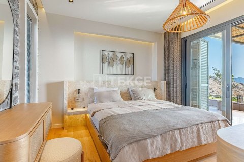 6+2 Villa i Bodrum, Mugla, Tyrkia Nr. 177007 - 18