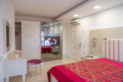 Villa for sale  in Kargicak, Alanya, Antalya, Turkey, 220m2, No. 166056 – photo 30