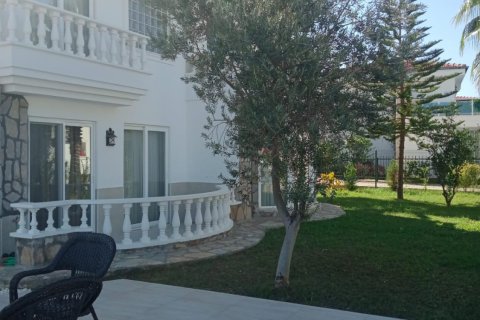 Villa  4+1  Alanya, Antalya, Türkiye №172016