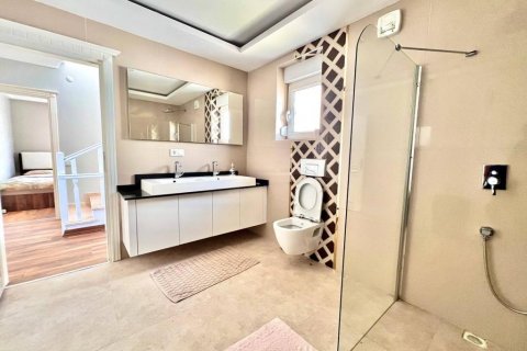 ویلا در Kargicak،  Alanya ، ترکیه 180 متر مربع.  شماره 165377 - 12