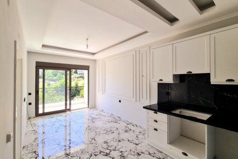1+1 Apartment  in Alanya, Antalya, Turkey No. 177651