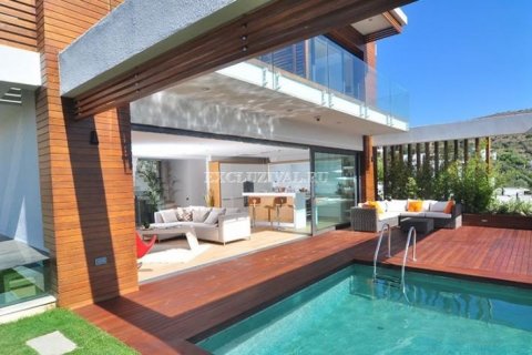 Villa for rent in Bodrum, Mugla, Turkey, 5 bedrooms, 320m2, No. 178775 – photo 2