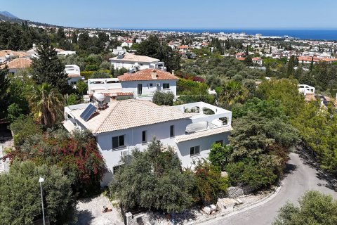 4+1 Villa i Girne, Nr. 166951 - 9