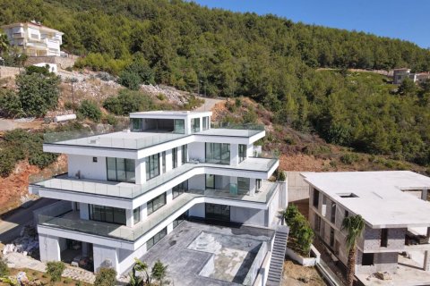 5+2 Villa  in Tepe, Alanya, Antalya, Turkey No. 117439