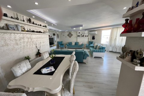 Apartment for sale  in Mersin, Turkey, 3 bedrooms, 250m2, No. 206623 – photo 15
