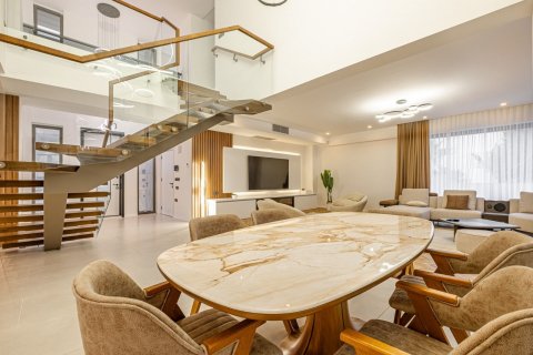 Продажа виллы  в Анталье, Турция 6 комн., 680м2, №188659 – фото 18