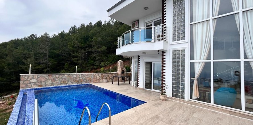 Villa  i Alanya, Antalya, Turkiet Nr. 163473
