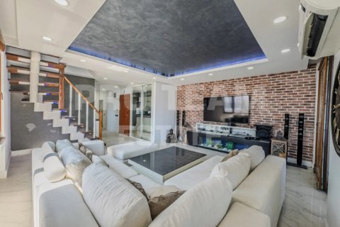 Penthouse for sale  in Konyaalti, Antalya, Turkey, 180m2, No. 211360 – photo 11