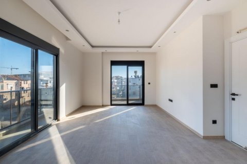 Продажа квартиры  в Оба, Анталье, Турция 3 комн., 90м2, №164866 – фото 2