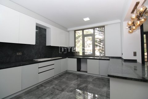 5+1 Lägenhet  i ankara, Turkiet Nr. 175913 - 11