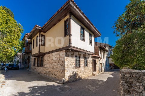 ویلا در Muratpasa،  Antalya ، ترکیه 190 متر مربع.  شماره 177185