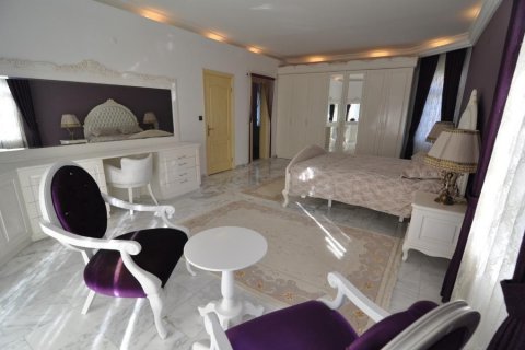 Villa for sale  in Alanya, Antalya, Turkey, 320m2, No. 162392 – photo 10