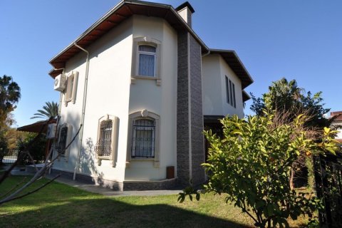 Villa for sale  in Alanya, Antalya, Turkey, 320m2, No. 162392 – photo 2