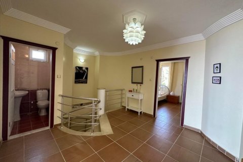 Apartment for sale in Alanya, Antalya, Turkey, 240m2, No. 162394 – photo 7