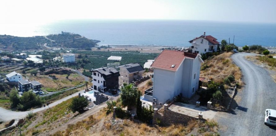 Apartment in Gazipasa, Antalya, Turkey No. 162393