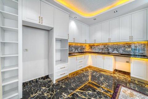 Villa for sale  in Kargicak, Alanya, Antalya, Turkey, 5 bedrooms, 315m2, No. 177952 – photo 14