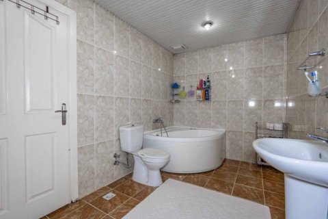 Apartment for sale  in Alanya, Antalya, Turkey, 240m2, No. 166694 – photo 22