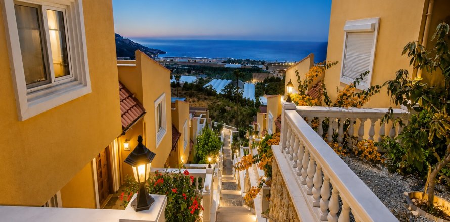 Apartment  in Alanya, Antalya, Turkey No. 192287