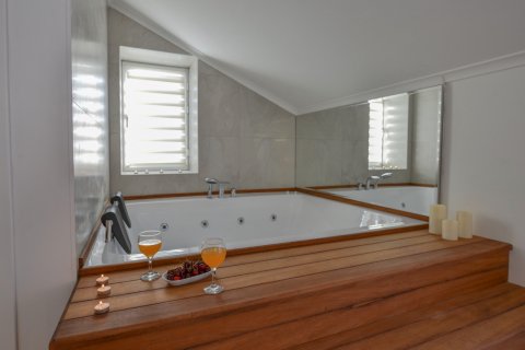 Villa for sale in Oludeniz, Fethiye, Mugla, Turkey, 4 bedrooms, 250m2, No. 194212 – photo 21