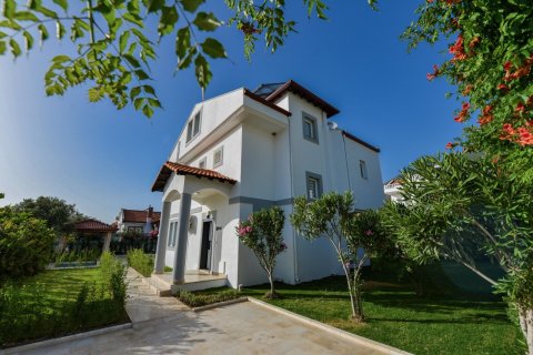 Villa for sale in Oludeniz, Fethiye, Mugla, Turkey, 4 bedrooms, 250m2, No. 194212 – photo 4