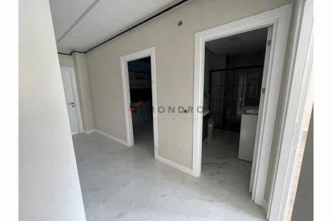 Apartment for sale  in Besiktas, Istanbul, Turkey, 6 bedrooms, 220m2, No. 193550 – photo 22