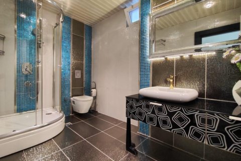 Apartment for sale in Cikcilli, Antalya, Turkey, 5 bedrooms, 200m2, No. 177635 – photo 22