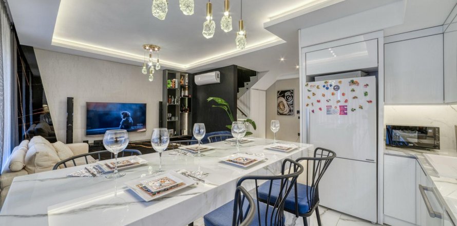 2+1 Penthouse  in Kargicak, Alanya, Antalya, Turkey No. 177634