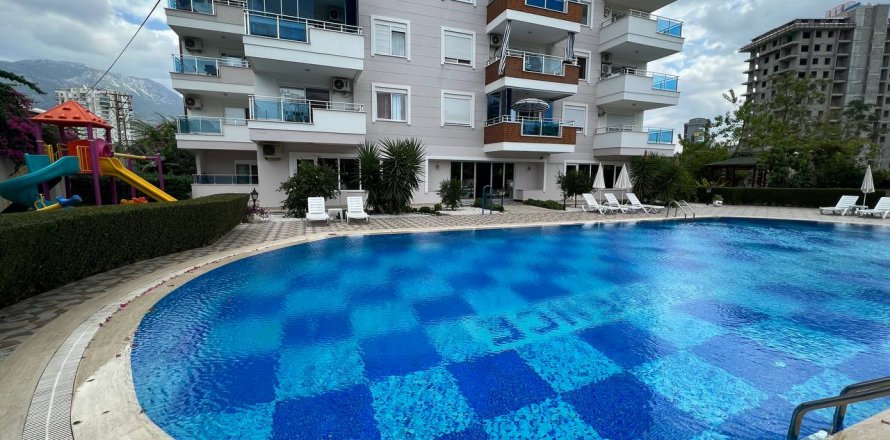 1+1 Apartment  in Alanya, Antalya, Turkey No. 187476
