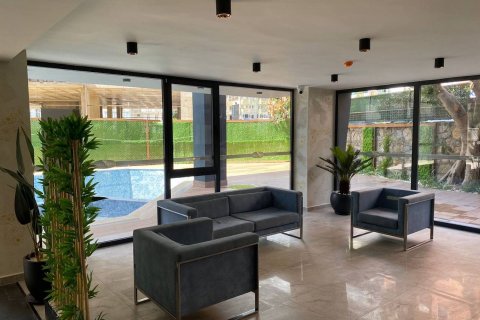 Аренда квартиры  в Аланье, Анталье, Турция 1+1, 40м2, №187477 – фото 2