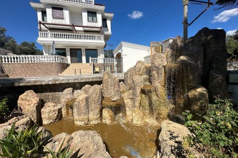 Продажа виллы в Оба, Анталье, Турция 7 комн., 450м2, №193992 – фото 2