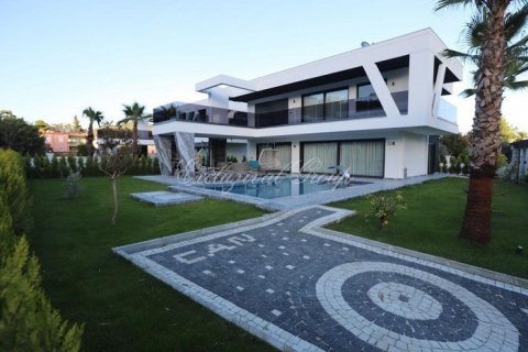 4+1 Villa  i Antalya, Turkiet Nr. 179207