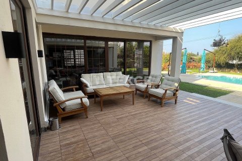 Villa for sale in Girne, Northern Cyprus, 4 bedrooms, 500m2, No. 176024 – photo 11