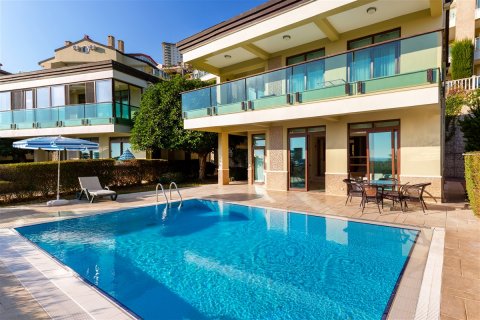 3+1 Lägenhet  i Alanya, Antalya, Turkiet Nr. 185869